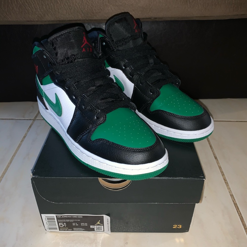 Air Jordan 1 Mid (GS) Black/Pine Green-White-Gym Red